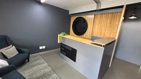 70 Banghoek Crescent